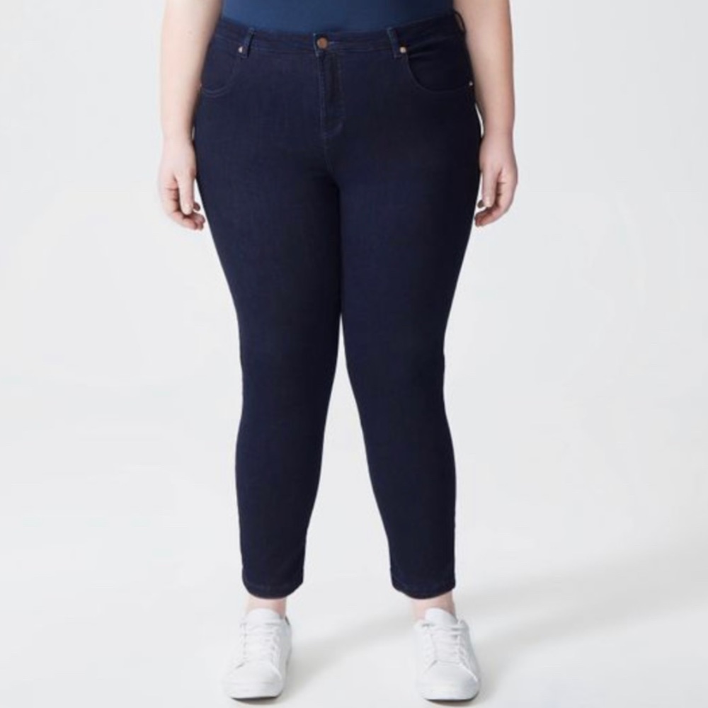 Universal Standard Indigo Mid Rise Skinny Jeans